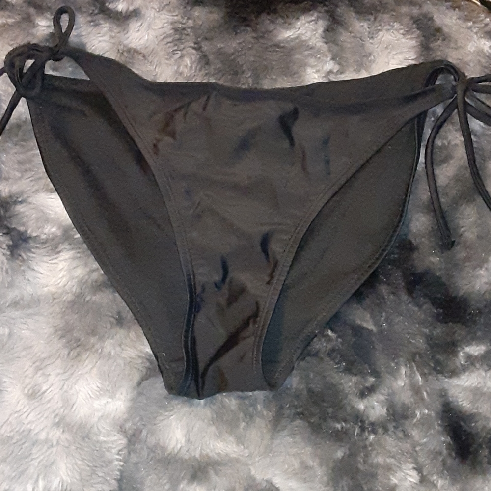 Swimsuit bottoms